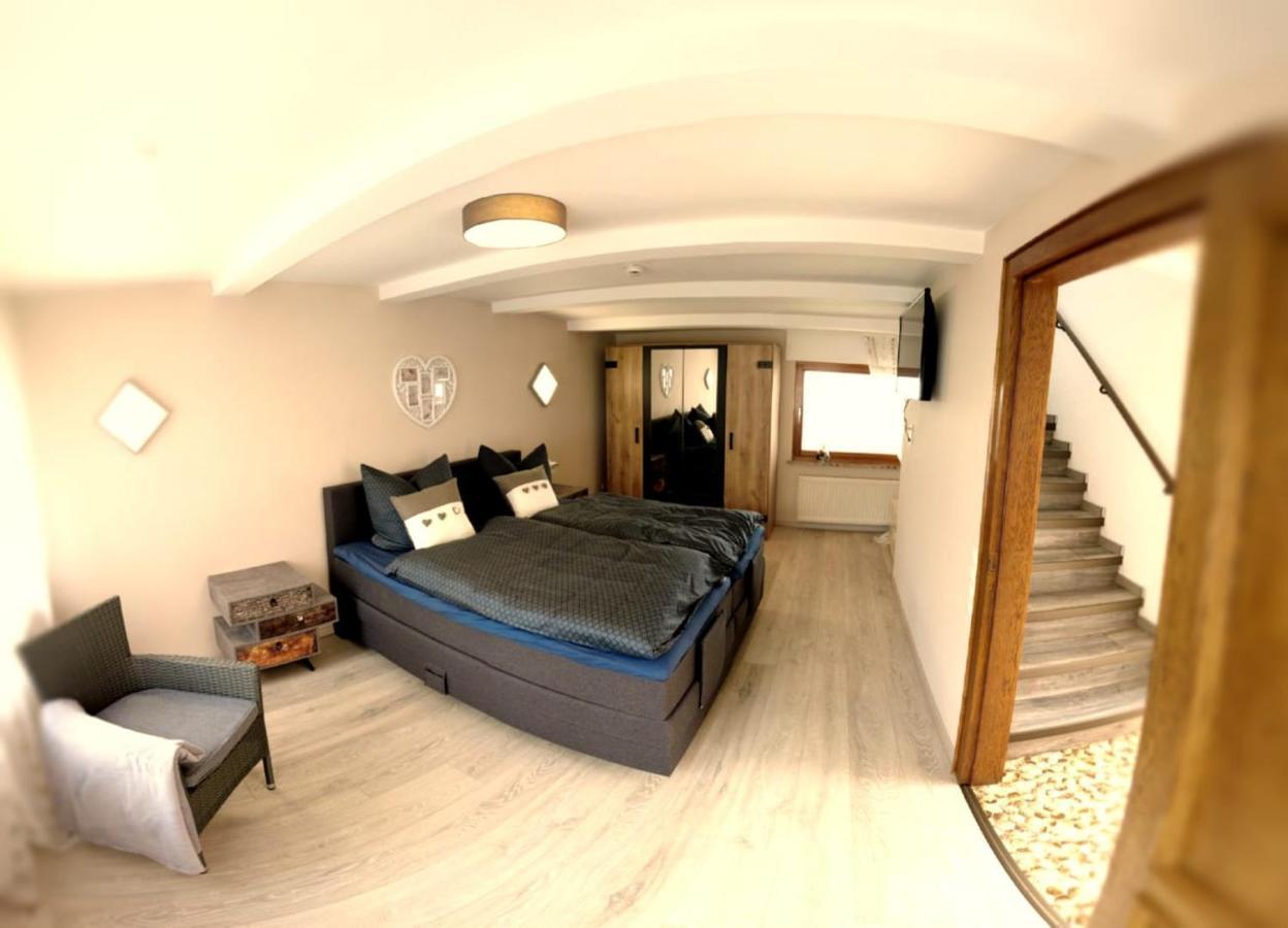 Ferienhaus Zum Hochstein Ettringen  Zewnętrze zdjęcie